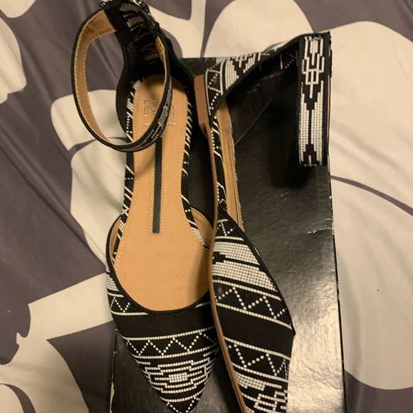 New Direction - Picture 3 of 6